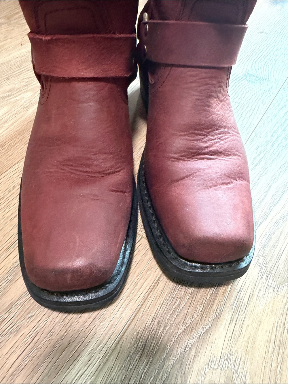 vintage Harley-Davidson Women's Burgundy Leather Harness Boots size 8/8.5 - Picture 4 of 6